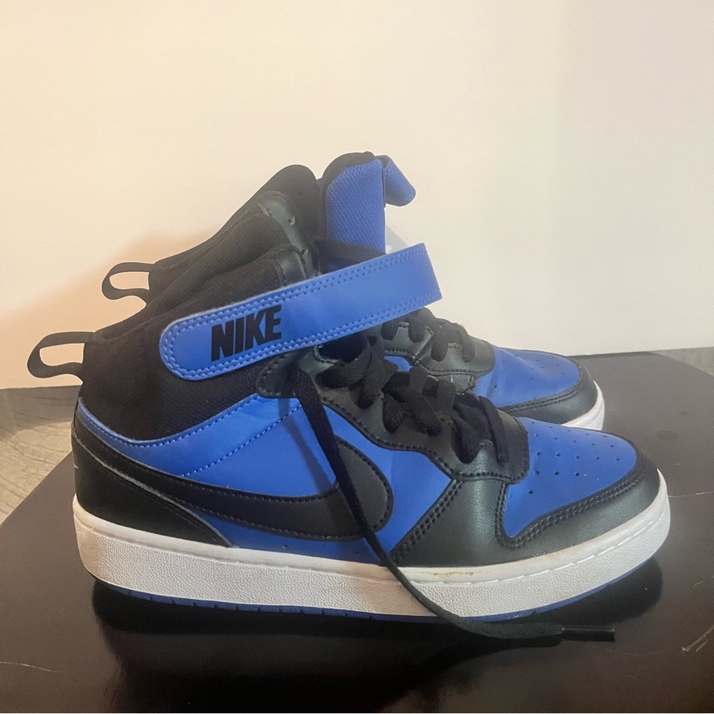 Nike Court Borough 2 Mid Black Game Royal Size Youth 6